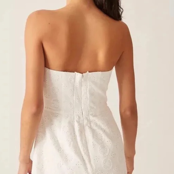 Anthropologie HUTCH Eyelet Bow Mini Dress - Picture 2 of 4